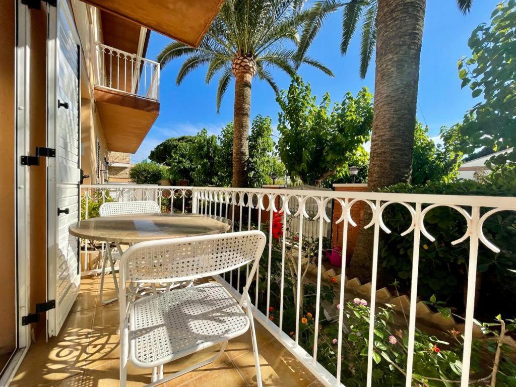 For A Stay Vedettes Cambrils Exterior photo